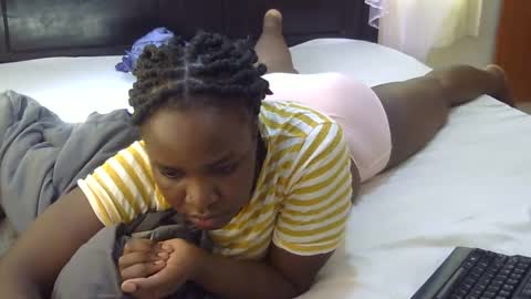 Snapshot of slim_joy chatting on 03.12.25 slim_joy online show from 03.12.25