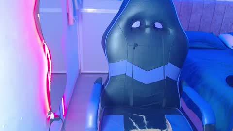 Snapshot of slim_master12 chatting on 02.27.25 slim_master12 online show from 02.27.25