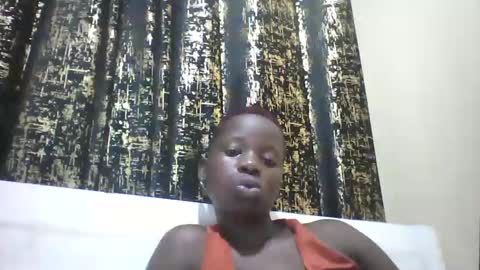slim_petite_ebony online show from 01.10.25
