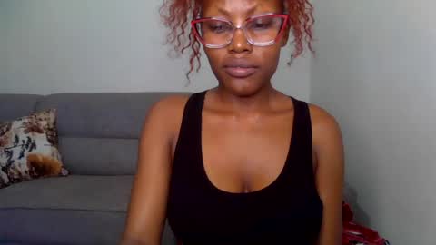 Snapshot of slimebonie chatting on 08.02.26 purity online show from 08.02.26
