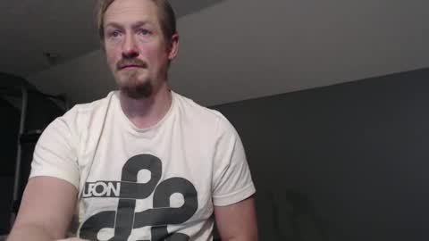 Snapshot of slimjp chatting on 12.22.24 slimjp online show from 12.22.24