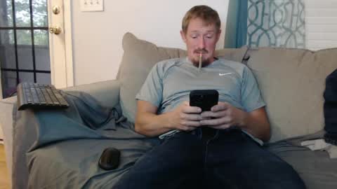 Snapshot of slimjp chatting on 09.23.25 slimjp online show from 09.23.25