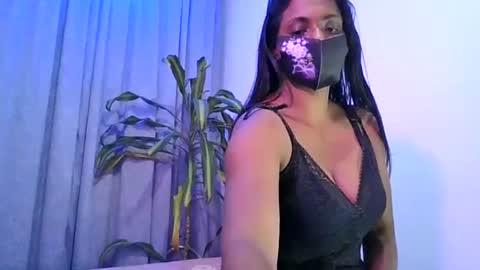 Snapshot of slrukshana chatting on 01.15.25 Rukshana online show from 01.15.25