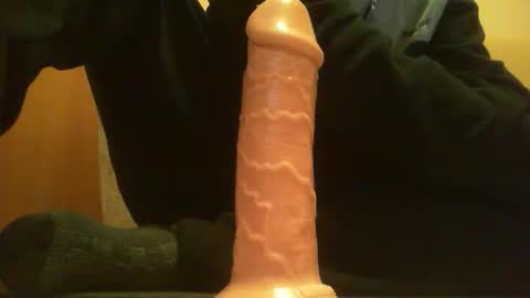 Snapshot of slut_eneemis_slave chatting on 01.12.26 SluttySub online show from 01.12.26