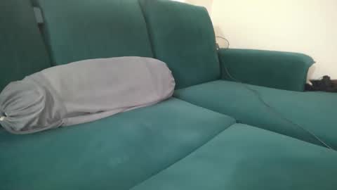 Snapshot of slutforallmiss chatting on 10.30.25 Sam slave slut online show from 10.30.25