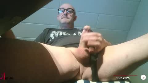 Snapshot of slutiam chatting on 02.13.25 SLUTIAM online show from 02.13.25