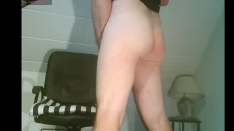 Snapshot of slutiam chatting on 11.01.25 SLUTIAM online show from 11.01.25