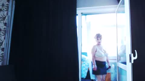 slutihmami online show from 07.10.26