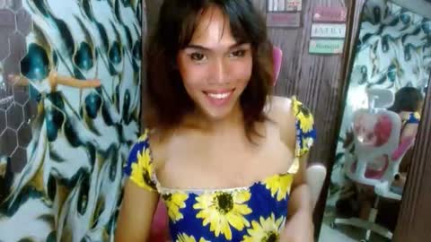 Snapshot of slutqueen_raz chatting on 05.12.26 Raz online show from 05.12.26
