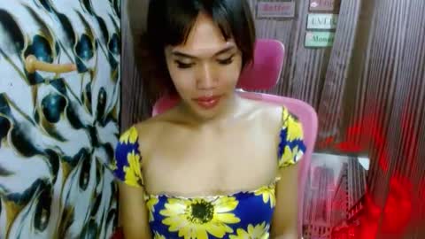 Snapshot of slutqueen_raz chatting on 05.29.26 Raz online show from 05.29.26