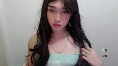 Snapshot of slutty_francine chatting on 10.18.25 FRANCINE online show from 10.18.25