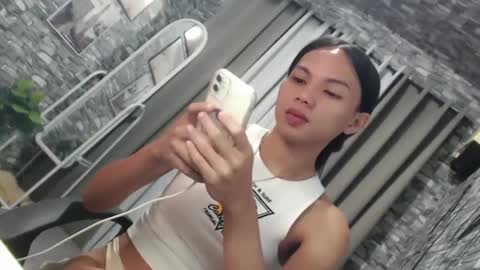 Snapshot of sluttychie chatting on 03.08.25 CHIE CHIE online show from 03.08.25