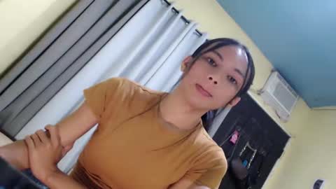 Snapshot of sluttychie chatting on 03.05.26 CHIE CHIE online show from 03.05.26