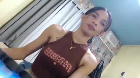 Snapshot of sluttychie chatting on 03.20.26 CHIE CHIE online show from 03.20.26