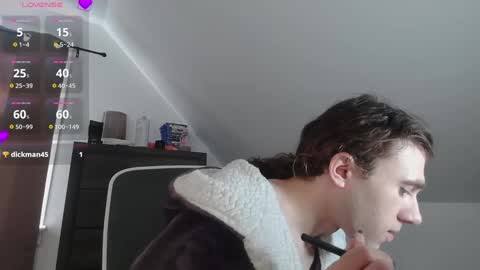 Natsu online show from 11.20.25