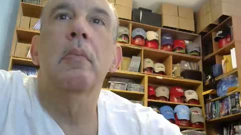 Snapshot of sluttyslave81 chatting on 11.15.25 sluttyslave81 online show from 11.15.25