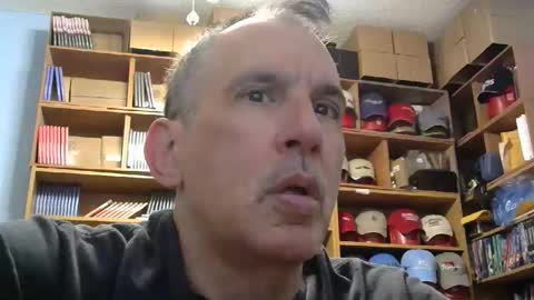 Snapshot of sluttyslave81 chatting on 11.19.25 sluttyslave81 online show from 11.19.25