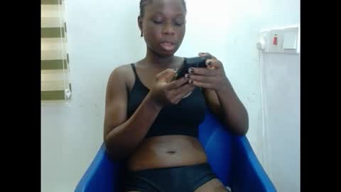 Snapshot of slutxcorn chatting on 12.14.25 slutxcorn online show from 12.14.25