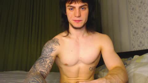 Snapshot of sly_gus chatting on 11.19.25 Gus online show from 11.19.25