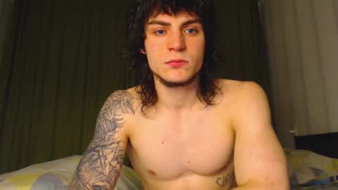 Snapshot of sly_gus chatting on 11.20.25 Gus online show from 11.20.25