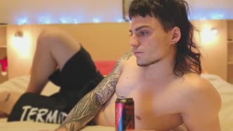 Snapshot of sly_gus chatting on 01.13.26 Gus online show from 01.13.26