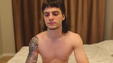 Snapshot of sly_gus chatting on 02.01.26 Gus online show from 02.01.26