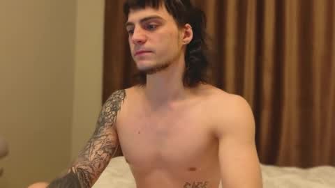 Snapshot of sly_gus chatting on 02.02.26 Gus online show from 02.02.26