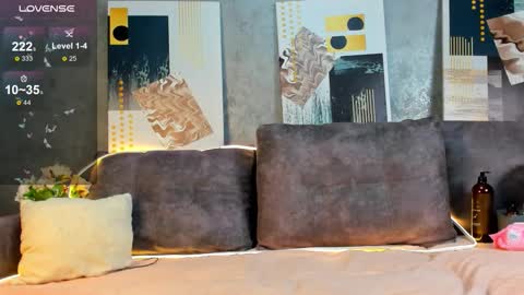 Snapshot of slyfoxtales chatting on 11.04.25 Milena online show from 11.04.25