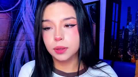 Mariana Torres online show from 12.09.24