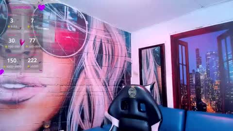 Mariana Torres online show from 03.10.25