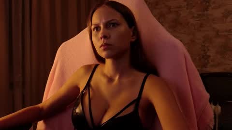 Snapshot of small_emma0 chatting on 10.15.25 Emma online show from 10.15.25