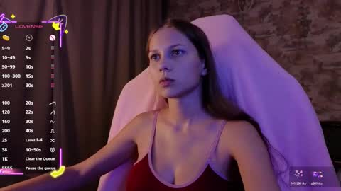 Snapshot of small_emma0 chatting on 11.03.25 Emma online show from 11.03.25