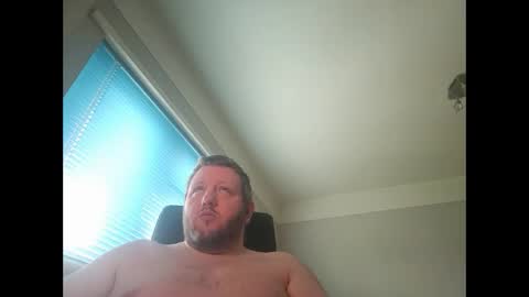 Snapshot of smallone19832 chatting on 02.09.25 smallone19832 online show from 02.09.25