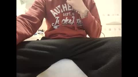 smallone8825 online show from 12.27.24