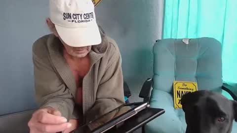 Snapshot of smallpenisbigtongue chatting on 12.24.24 Daddy online show from 12.24.24