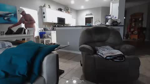 Snapshot of smallpenisbigtongue chatting on 01.23.25 Daddy online show from 01.23.25