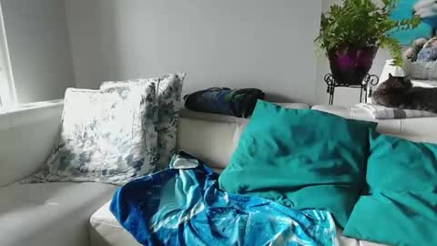 Snapshot of smallpenisbigtongue chatting on 02.11.25 Daddy online show from 02.11.25