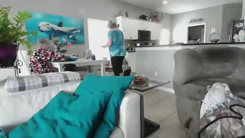 Snapshot of smallpenisbigtongue chatting on 02.16.25 Daddy online show from 02.16.25