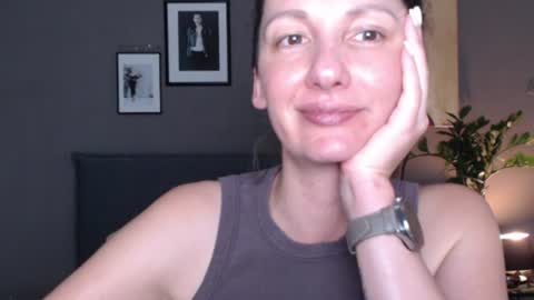 Anna no bbbbybybbabebyy just Anna. And dont call me mom please. online show from 07.08.26