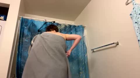 Snapshot of smalltshbigtits chatting on 03.20.26 smalltshbigtits online show from 03.20.26