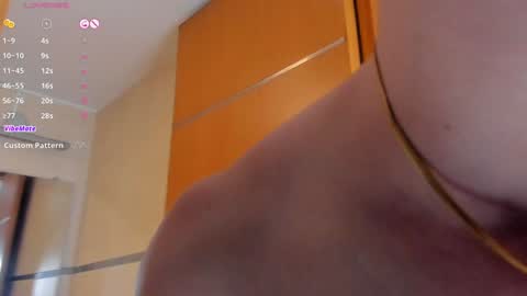 Jade Smiith online show from 12.23.24