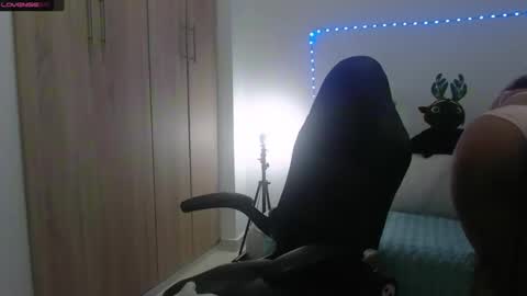 Snapshot of smilet_milf chatting on 12.25.24 Smileth online show from 12.25.24