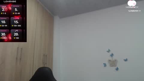 Snapshot of smilet_milf chatting on 02.08.25 Smileth online show from 02.08.25