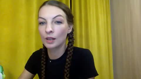 Snapshot of smiling_lexa chatting on 12.03.25 smiling_lexa online show from 12.03.25