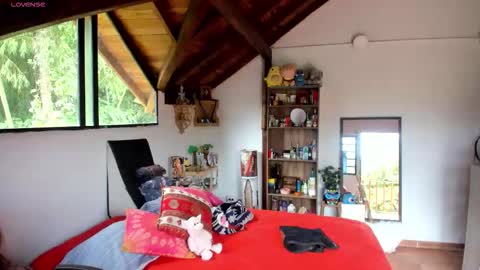 SmilingSalor online show from 10.26.25