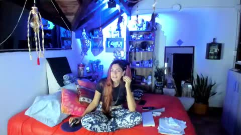 SmilingSalor online show from 11.12.25