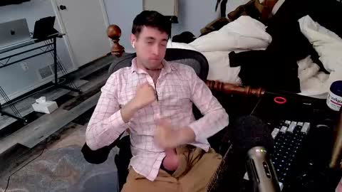 Snapshot of smilingwanker chatting on 02.12.25 smilingwanker online show from 02.12.25