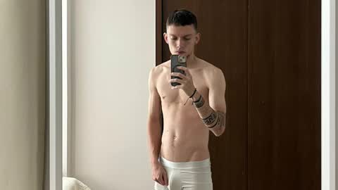 Snapshot of smitgrey chatting on 11.18.25 SMIT online show from 11.18.25