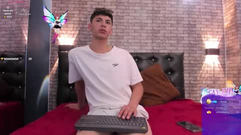 Snapshot of smith_luxe chatting on 03.25.26 Smith online show from 03.25.26