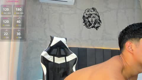 Snapshot of smithwatson2 chatting on 01.16.25 Smith Watson online show from 01.16.25